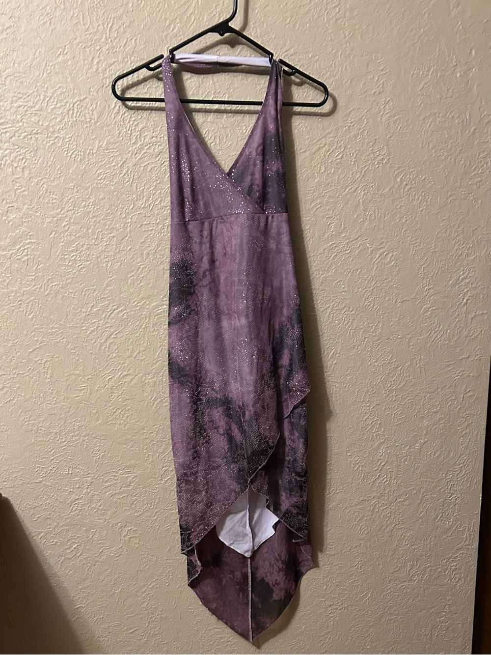 Sleeveless Asymmetrical V-Neck Dress in Dusty Purple